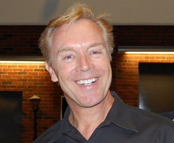 Hans R.